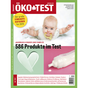 Titelbild Jahrbuch Kinder und Familie 2025 mit einem Baby im Vordergrund