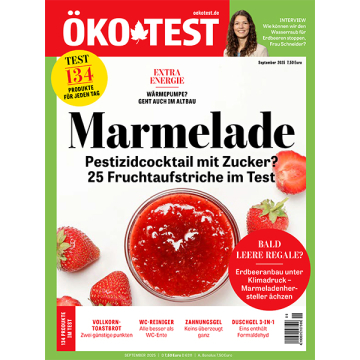 Deckblatt der Zeitschrift ÖKO-TEST September 2025 mit der Überschrift 'Marmelade' und einem Glas roter Erdbeermarmelade, umgeben von frischen Erdbeeren.