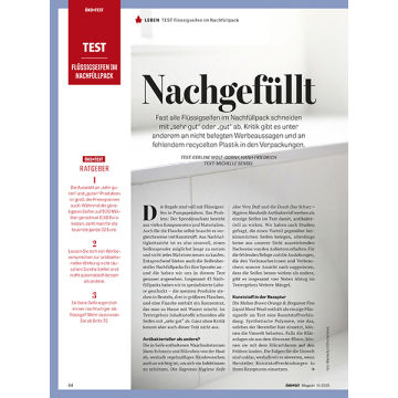 Zeitschriftenseite mit dem Titel 'Nachgefüllt' über Flüssigseifen im Nachfüllpack, enthält Text und Überschriften, HIntergrund ein weißes Schränkchen