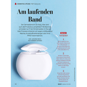 Weiße runde Zahnseidebox mit offenem Deckel vor blauem Hintergrund, daneben Text 'Am laufenden Band' und Informationen zu Zahnseide im Magazinlayout.